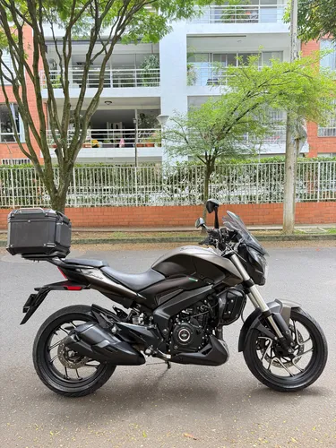 Vendo Espectacular Dominar 400 Touring 2024