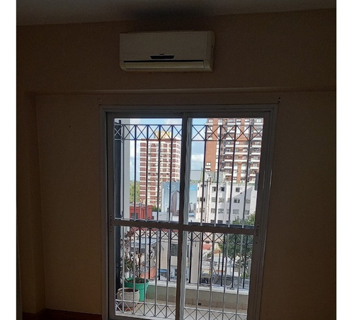 Imagen 3 de 10 de Lanus Oeste- Departamento Impecable En La Mejor Zona De Lanus