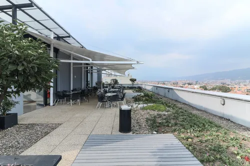 Oficina En Arriendo En Chico Norte. Cod A1094032