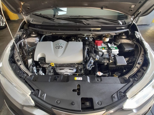 Toyota Yaris 1.3 16V FLEX XL PLUS TECH MULTIDRIVE