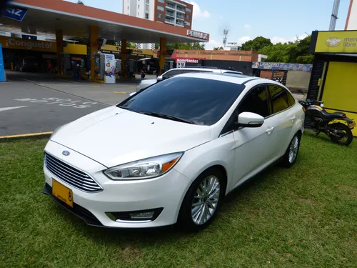 Ford Focus 2.0 Titanium