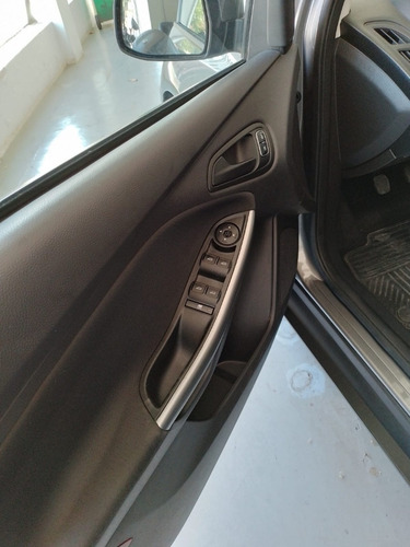 Imagen 4 de 11 de Ford Focus 2016
