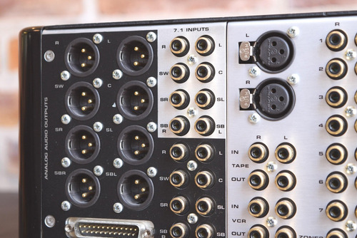 Imagen 6 de 9 de Krell Hts 7.1 Preamplificador Con Dac Stereo + 7.1