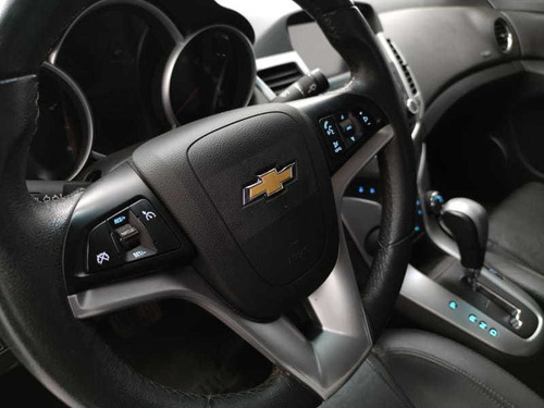 Imagem 9 de 15 de Cruze Sedan Lt 1.8 Aut