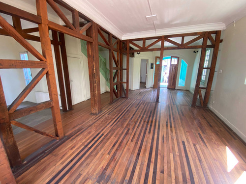 Oficina En Venta, Barrio Italia (85407)