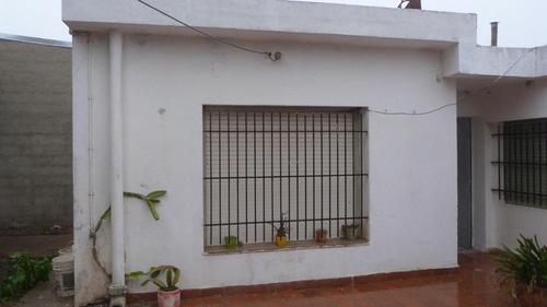 Venta Casa + Local Comercial - Correa, Santa Fe.