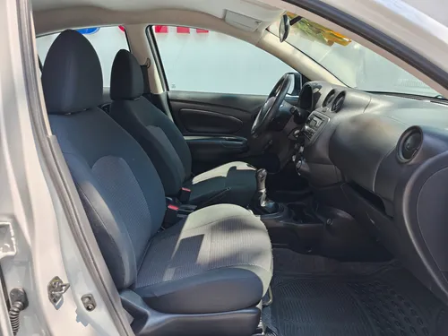 Nissan Versa 1.6 Drive Mt