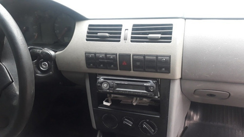 Volkswagen Gol 2000 1.0 16v 5p