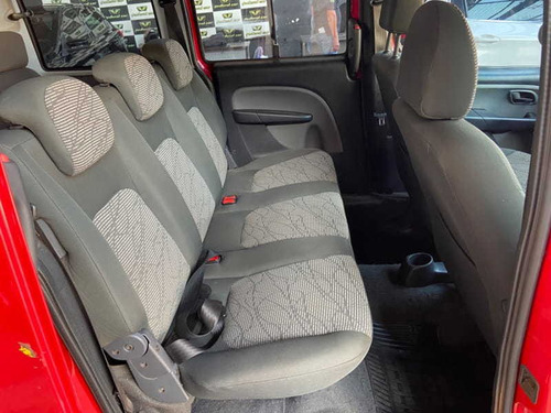 Imagem 8 de 8 de Fiat Doblo Attractiv 1.4 2016