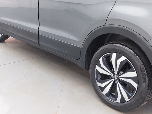 Volkswagen T-Cross 1.0 200 TSI TOTAL FLEX COMFORTLINE AUTOMÁTICO