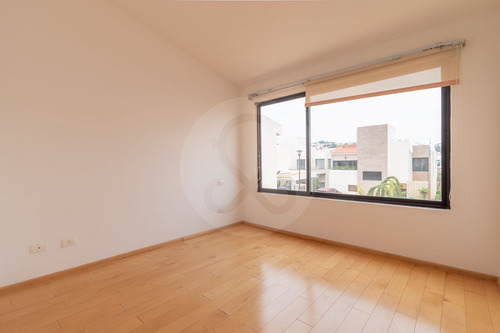 Casa En Venta En Bosque Esmeralda