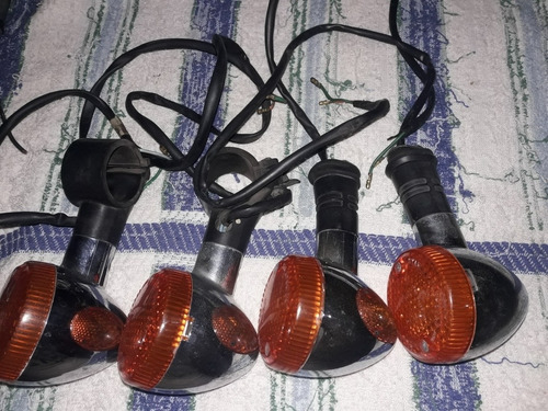 Imagen 2 de 7 de Luces De Cruces Honda Shadow 1100. 180 Dlrs Las 4