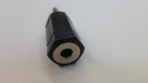 Adaptador Miniplug 3.5mm Estereo A 3.5mm Mono E8052