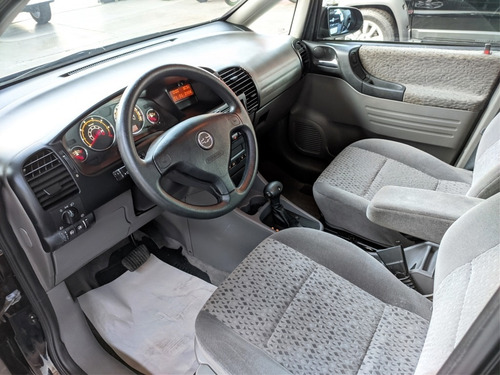 Imagem 10 de 11 de Gm/zafira Elegance 2.0 Aut. - 2012 - Flex - Completa