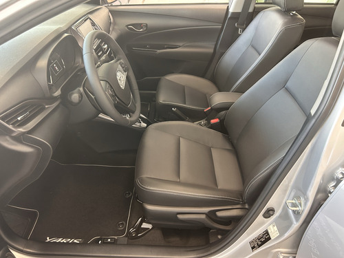 Toyota Yaris 1.5 16V FLEX SEDAN XLS MULTIDRIVE