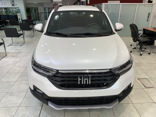Imagen 2 de 25 de Fiat Strada 1.3 2023 Nafta Volcano Llevalo Ya!! A.e