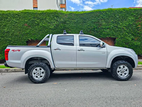 Chevrolet D-Max LS MT 2.5L 4X4 AA 2AB ABS DIESEL FE