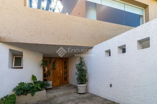 Casa En Venta En Cerrada En Interlomas
