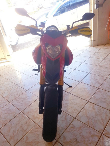 Ducati Hypermotard 1100s