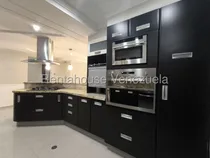 Comprar ¡oportunidad Única! Exclusivo Apartamento Integrado Ubicado En Planta Baja Con Moderna Cocina Empotrada Y Excelente Iluminación Natural. Disfruta De La Tranquilidad Y El Clima De Montaña 