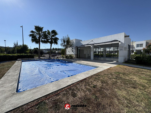 Casa En Residencial Tres Cantos