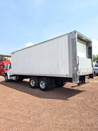Freightliner M2 Torton Refrigerado 2017 Rabon 8 Metros