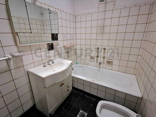 Imagen 10 de 14 de Casa En Venta De 2 Dormitorios En La Plata