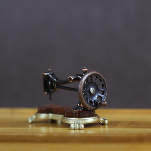 Máquina De Coser Para Casa De Muñecas A Escala 1/12,