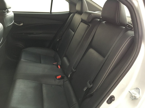 Imagem 15 de 15 de Yaris Xs Sedan 1.5 Flex 16v 4p Aut.