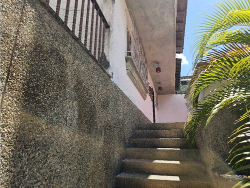 Casa En Venta En El Llanito