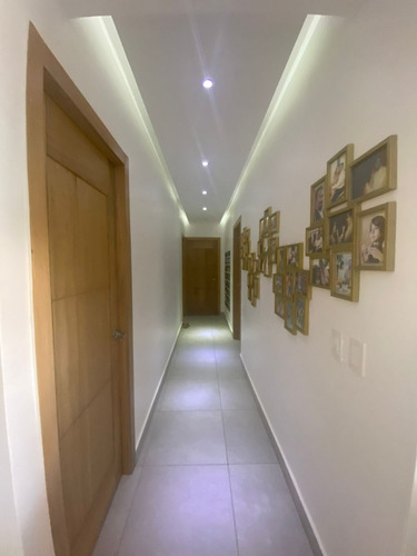 Imagen 3 de 19 de La Esperilla Próximo Al Parque Iberoamericano - Piso 5 Con Vistas Al Mar Excelente Iluminación Y Ventilación. Vista Totalmente Despejada - 3 Habitaciones (cada Una Con Su Baño) 2 Habitaciones