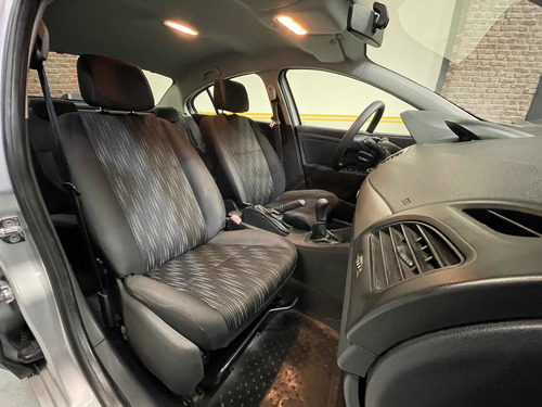 Renault Fluence 1.6 Confort 110cv 2013