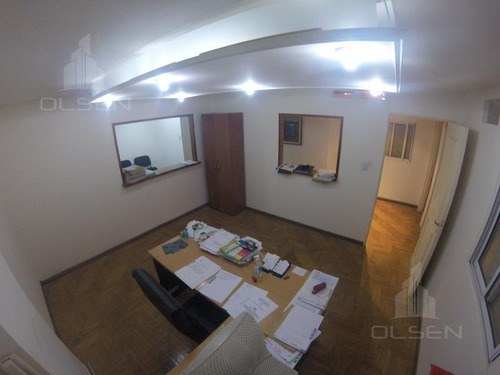 Oficina En Venta-centro S/peatonal - Lista Para Iniciar Su Proyecto - 200 M2 -