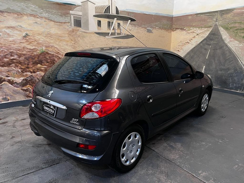 Imagen 8 de 8 de Peugeot 207 2012 1.4 Active 75cv