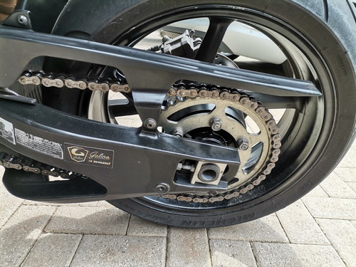 Imagem 6 de 10 de Yamaha Yzf R1 1000