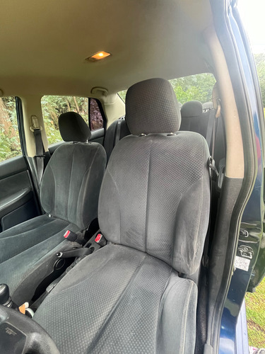 Nissan Tiida 1.8 visia se 4 puertas