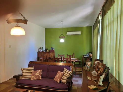 Imagen 6 de 12 de Departamento De 4 Ambientes En Castelar Norte