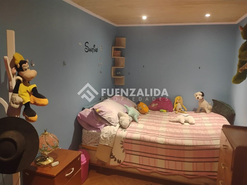 Casa En Venta De 3 Dorm. En La Florida