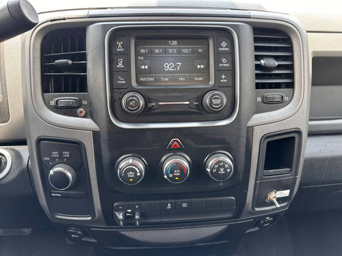 RAM Ram 1500 5.7 Cabina Sencilla 4x4