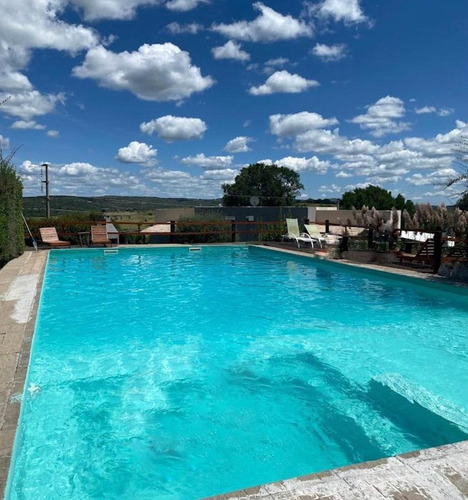 En Venta Complejo De Cabañas + Casa Principal En La Cumbre