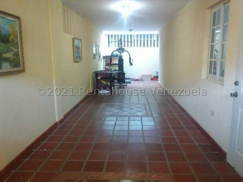 Casa En Lago Country 1 En Oferta Semi Amoblada