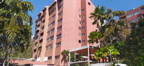 Se Vende Comodo Apartamento En Una De Las Mejores Zonas De Caracas 3 Hab. 2 Baños En La Urbanizacion La Alameda Em