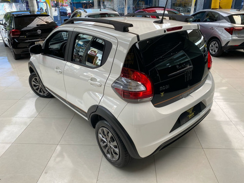 Fiat Mobi 1.0 Trekking Flex 5P