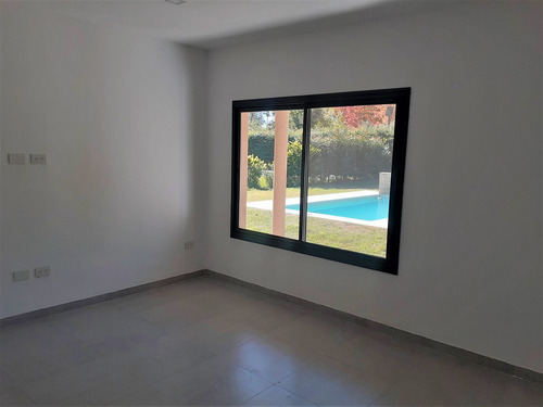 Imagen 17 de 30 de Venta Casa Quinta Lujan Del Sol Impecable Permuta