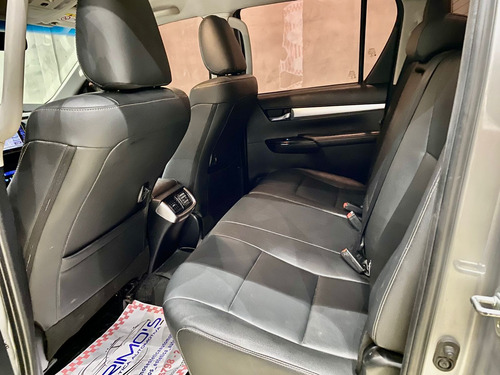 Imagem 8 de 9 de Toyota Hilux 2017 2.8 Tdi Srx Cab. Dupla 4x4 Aut. 4p