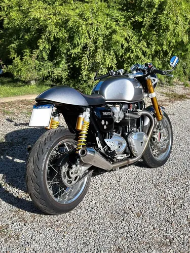 Triumph Thruxton 1200r