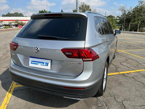 Imagem 4 de 11 de Tiguan 1.4 250 Tsi Total Flex Allspace Comfortline Tiptronic