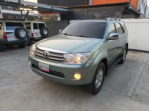 Toyota Fortuner 4x4