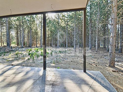 Imagen 18 de 19 de Casa A Estrenar En Venta - Club De Campo Dos Valles, Bariloche