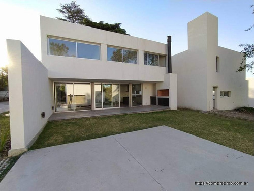 Imagen 10 de 21 de Housing La Carolina Village 3 Dor 3 Bños Oportunidad